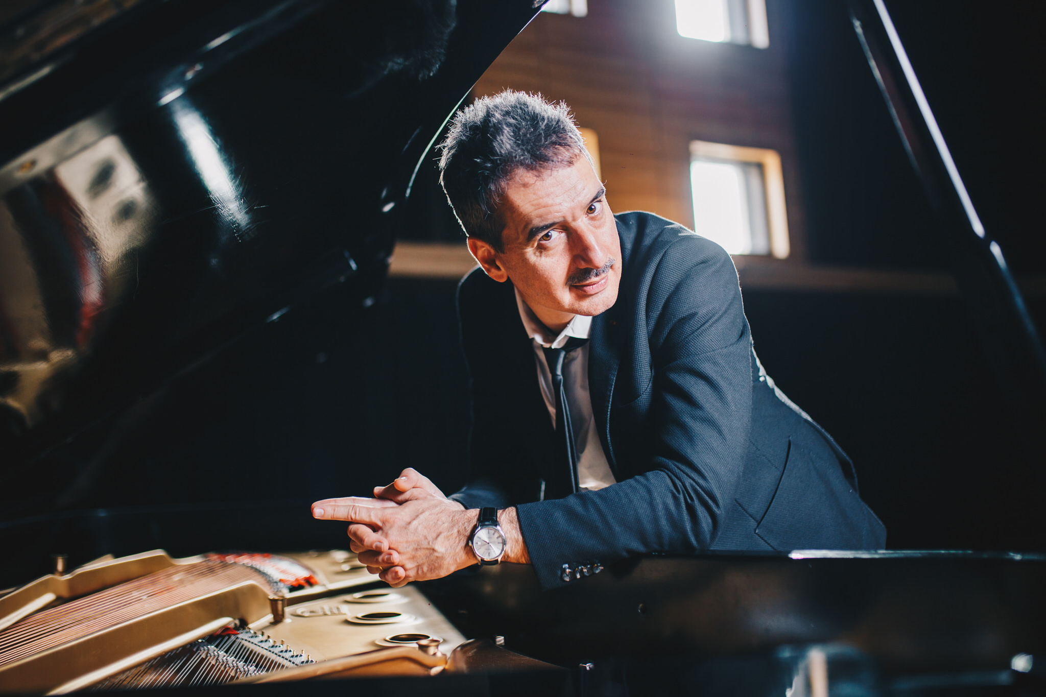 OCTAVIO BUGNI JAZZ TRÍO en SODRE / Editorial